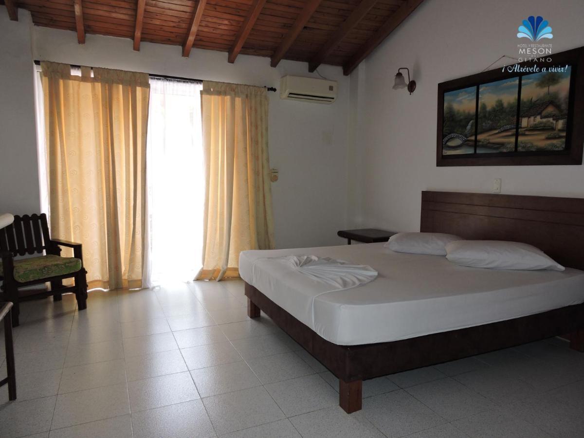 Hotel Y Restaurante Meson Del Gitano Каукасия Номер фото