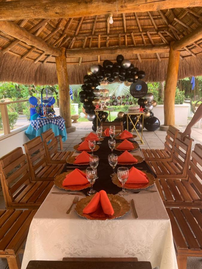 Hotel Y Restaurante Meson Del Gitano Каукасия Экстерьер фото