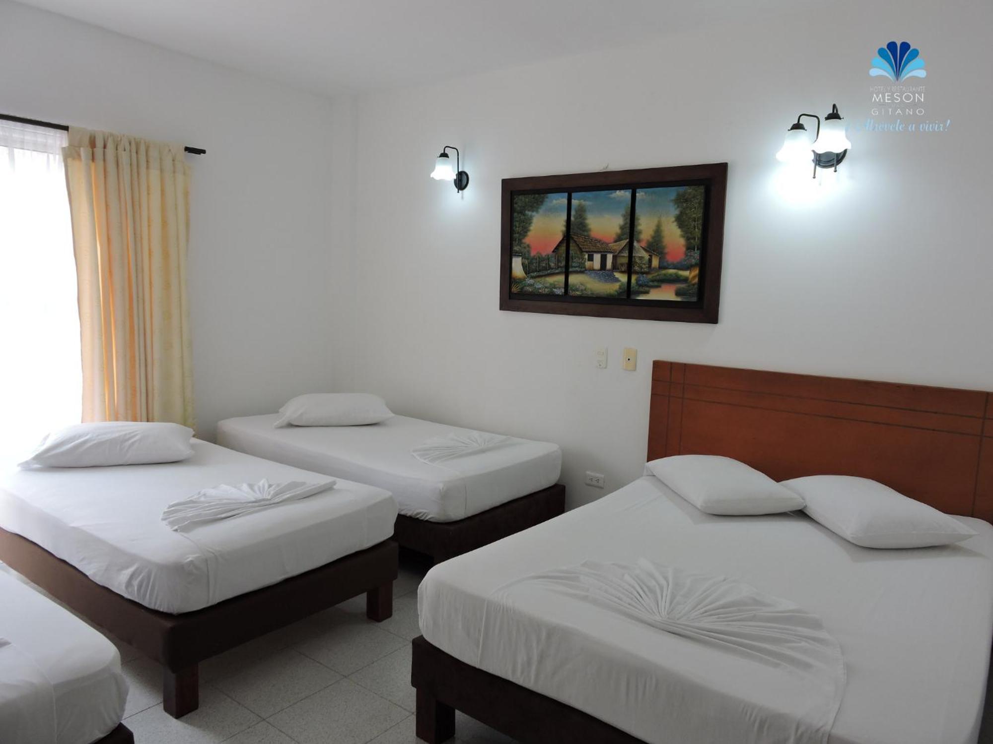 Hotel Y Restaurante Meson Del Gitano Каукасия Номер фото